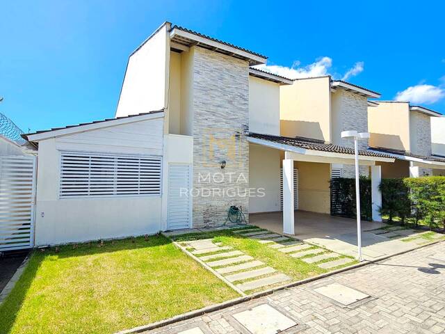#123 - Casa para Venda em Eusébio - CE - 2