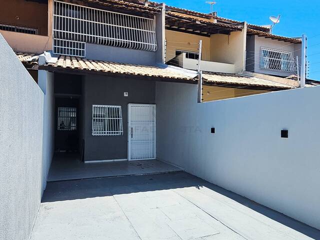 #127 - Casa para Venda em Eusébio - CE - 2