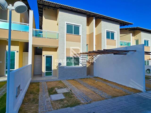 #129 - Casa em condomínio para Venda em Eusébio - CE - 2